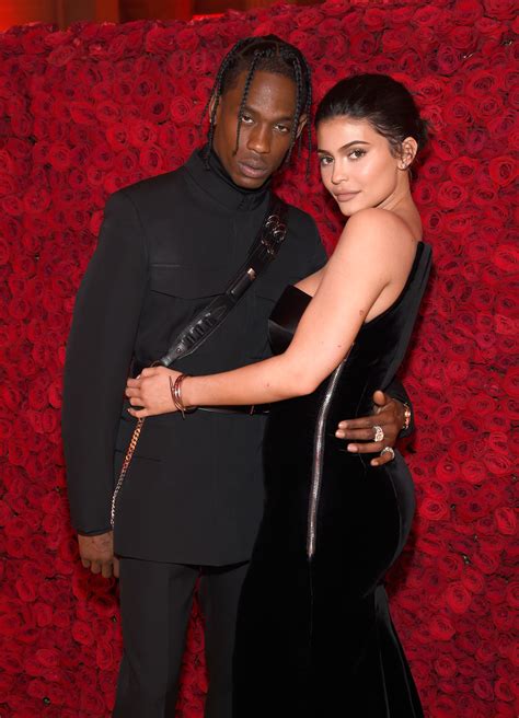 frau von travis scott|Kylie Jenner and Travis Scott’s Complete Relationship。